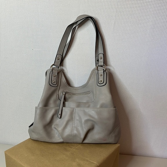 Rosetti Handbags - Gray Rosetti Purse